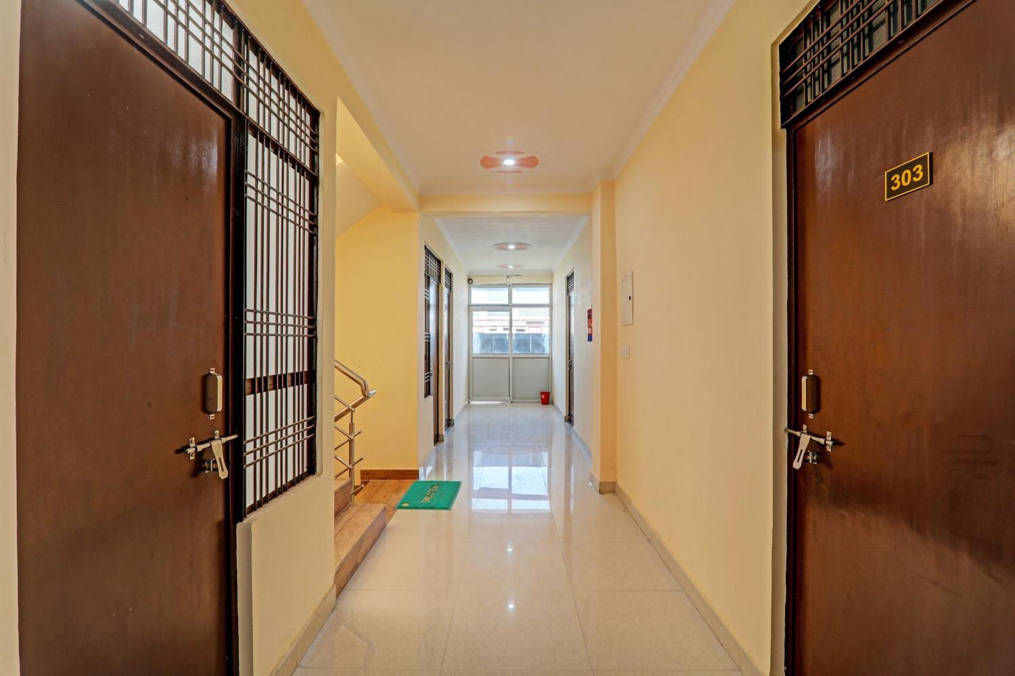Hotel O Fort Inn Lucknow Exterior foto